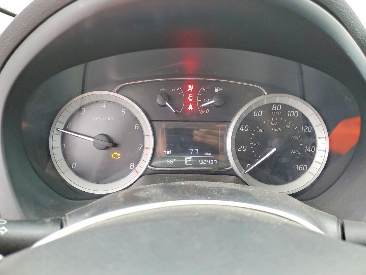 2014 Nissan Sentra S - zdjęcie 9