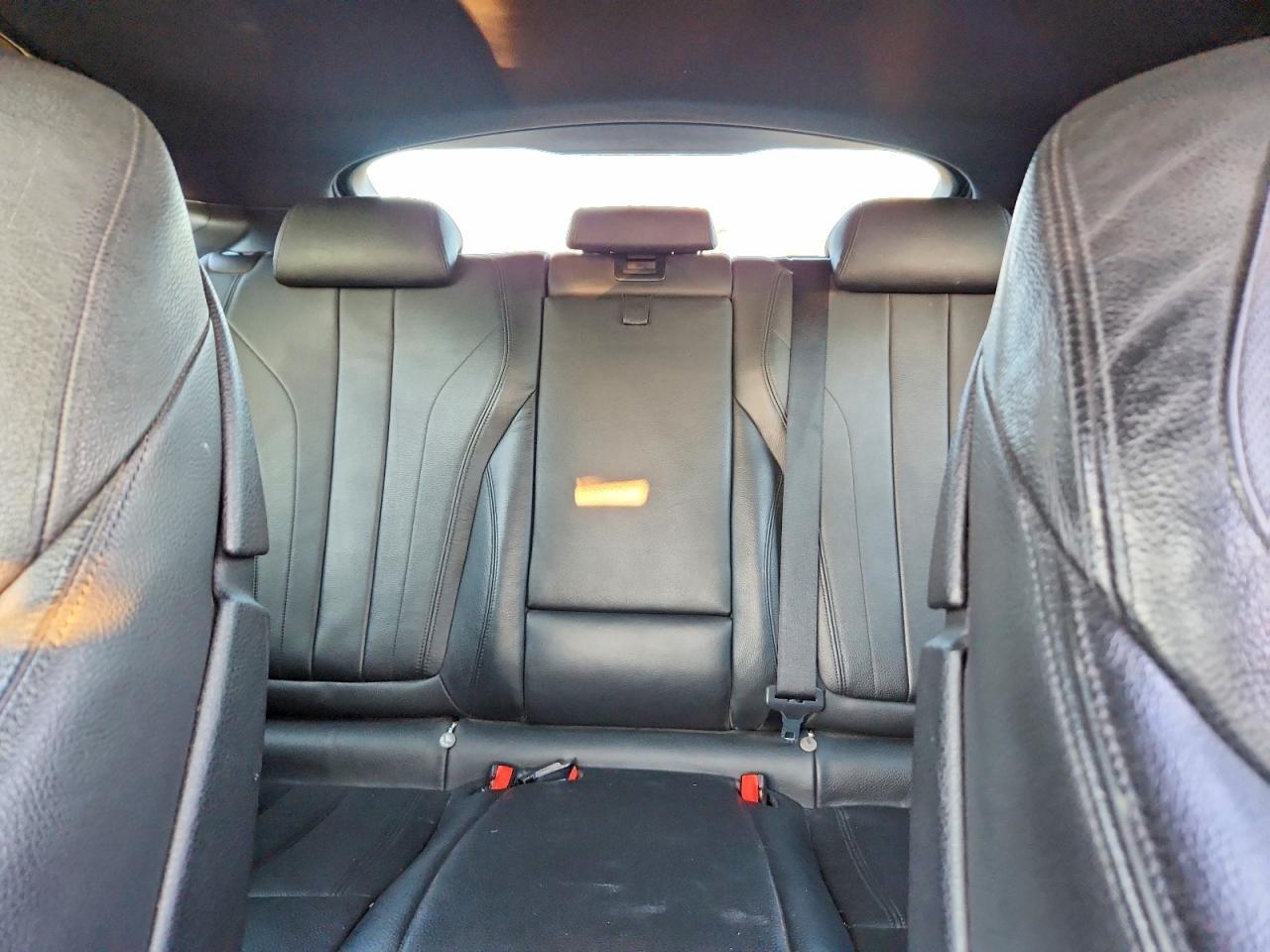2016 BMW X6 xDrive35I - zdjęcie 10