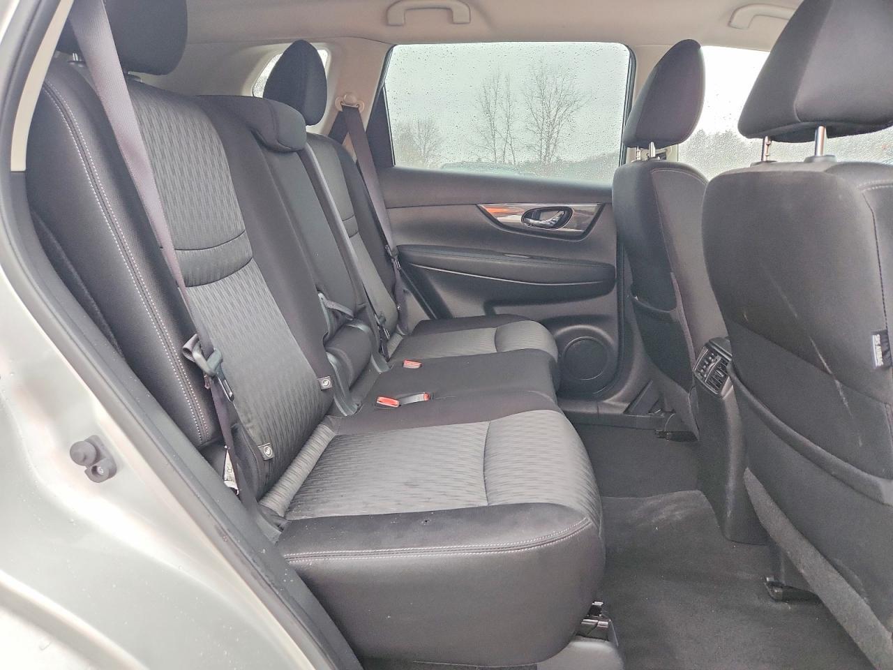 2018 Nissan Rogue Sv - zdjęcie 11