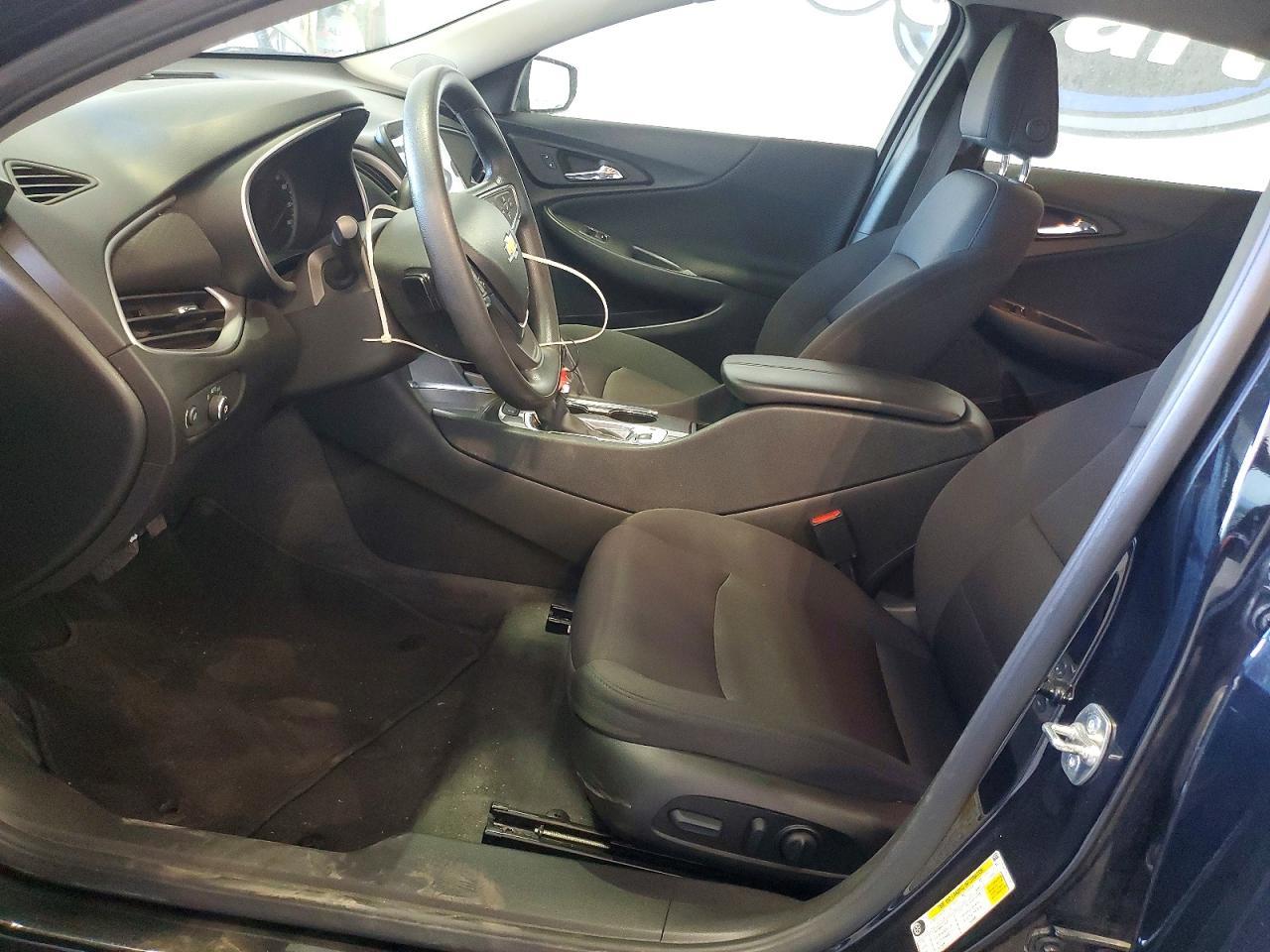 2025 Chevrolet Malibu Lt - zdjęcie 7