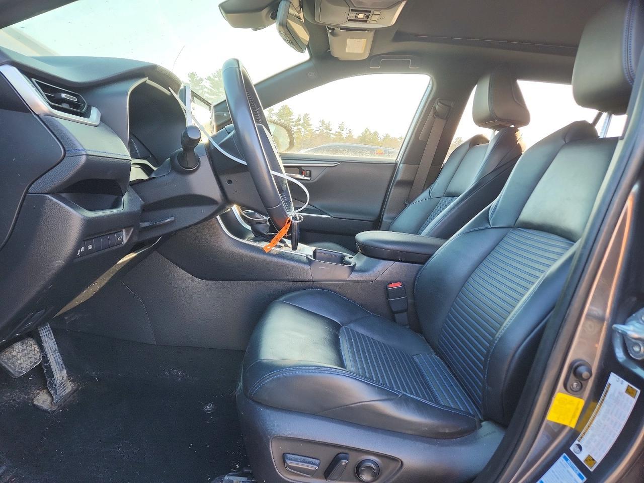 2020 Toyota Rav4 Xse - zdjęcie 7