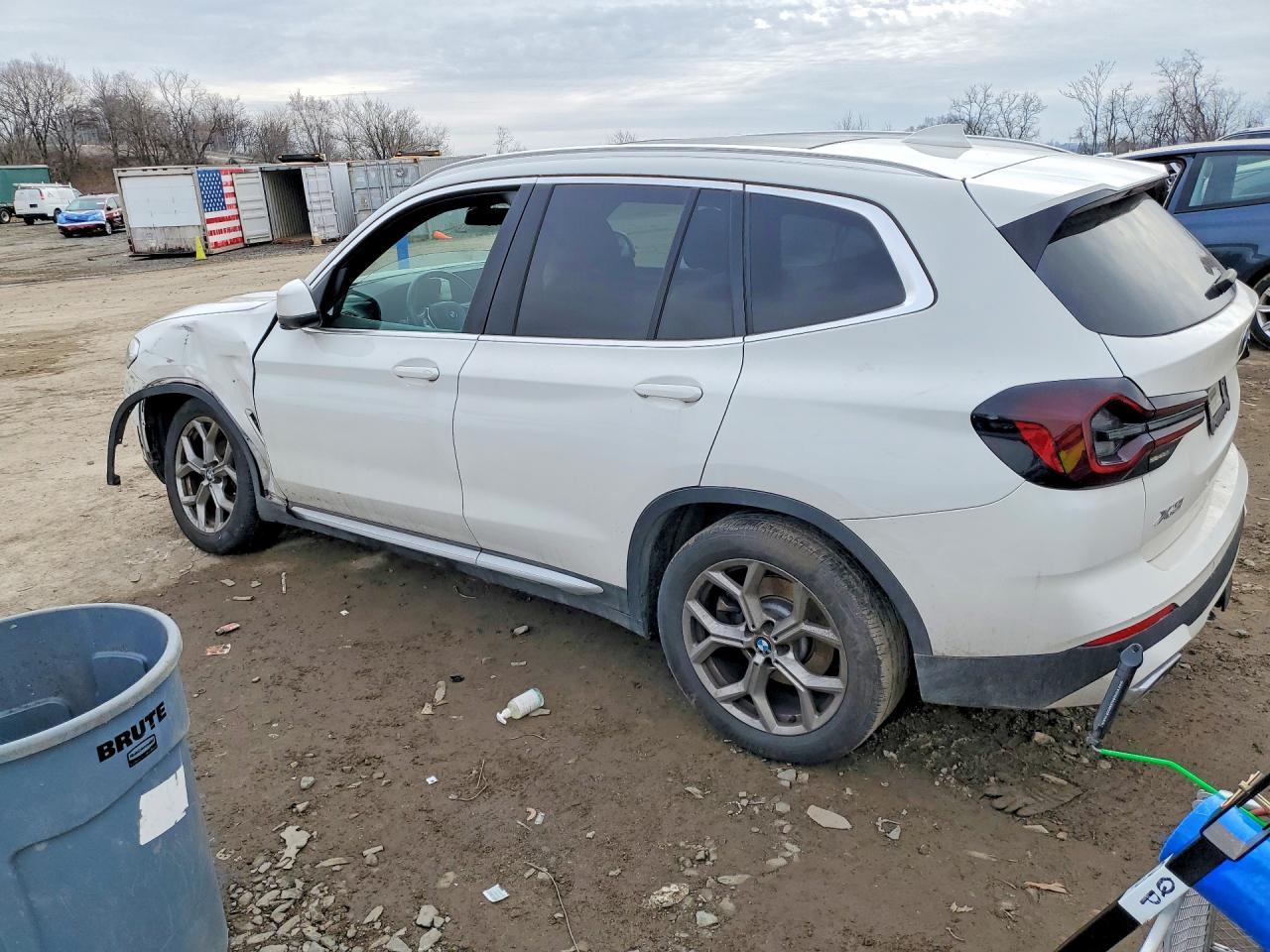 2022 BMW X3 xDrive30I - zdjęcie 2