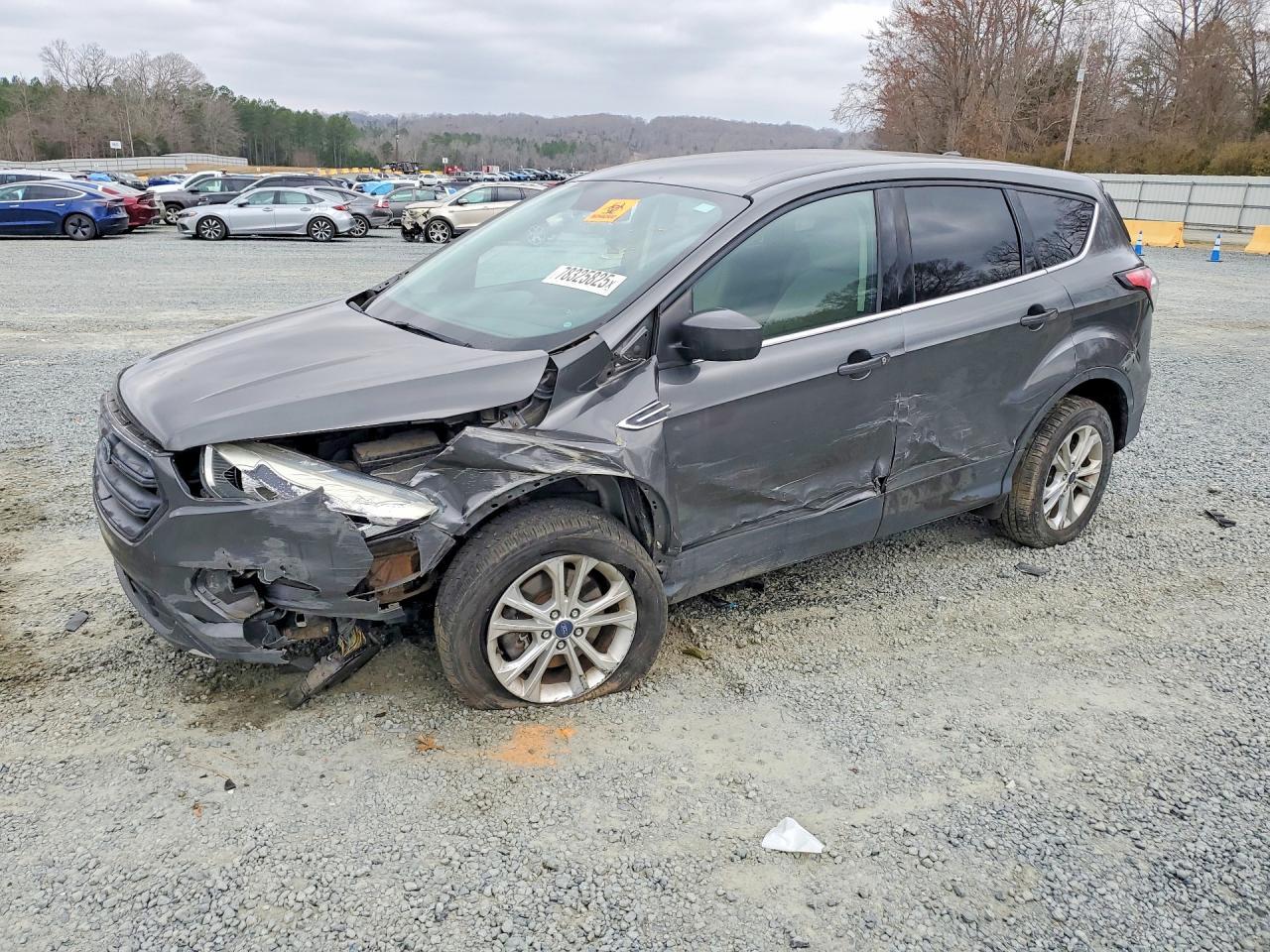 2017 Ford Escape Se - zdjęcie główne