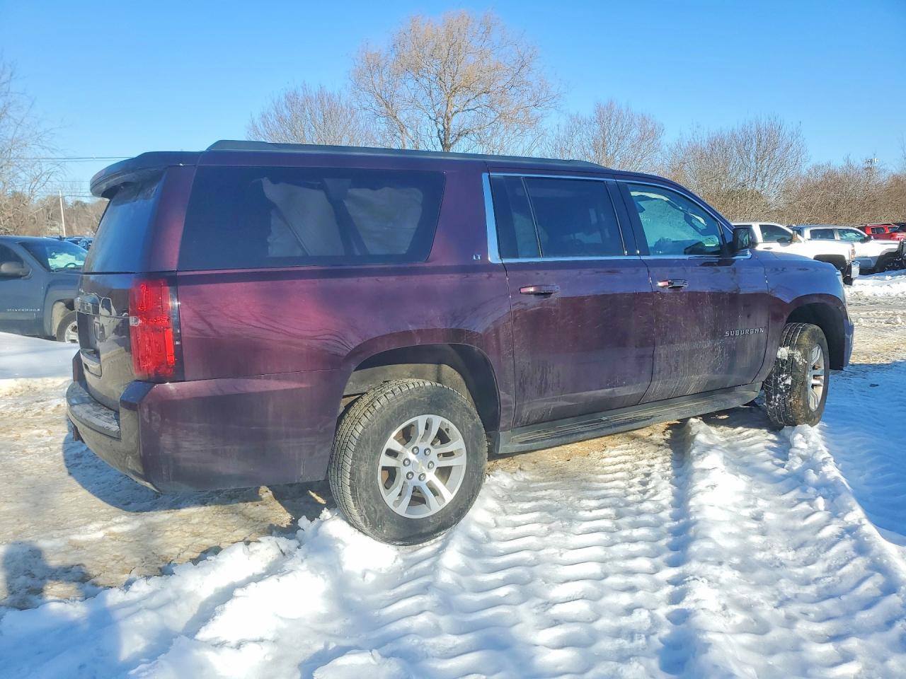 2017 Chevrolet Suburban K1500 Lt - zdjęcie 3
