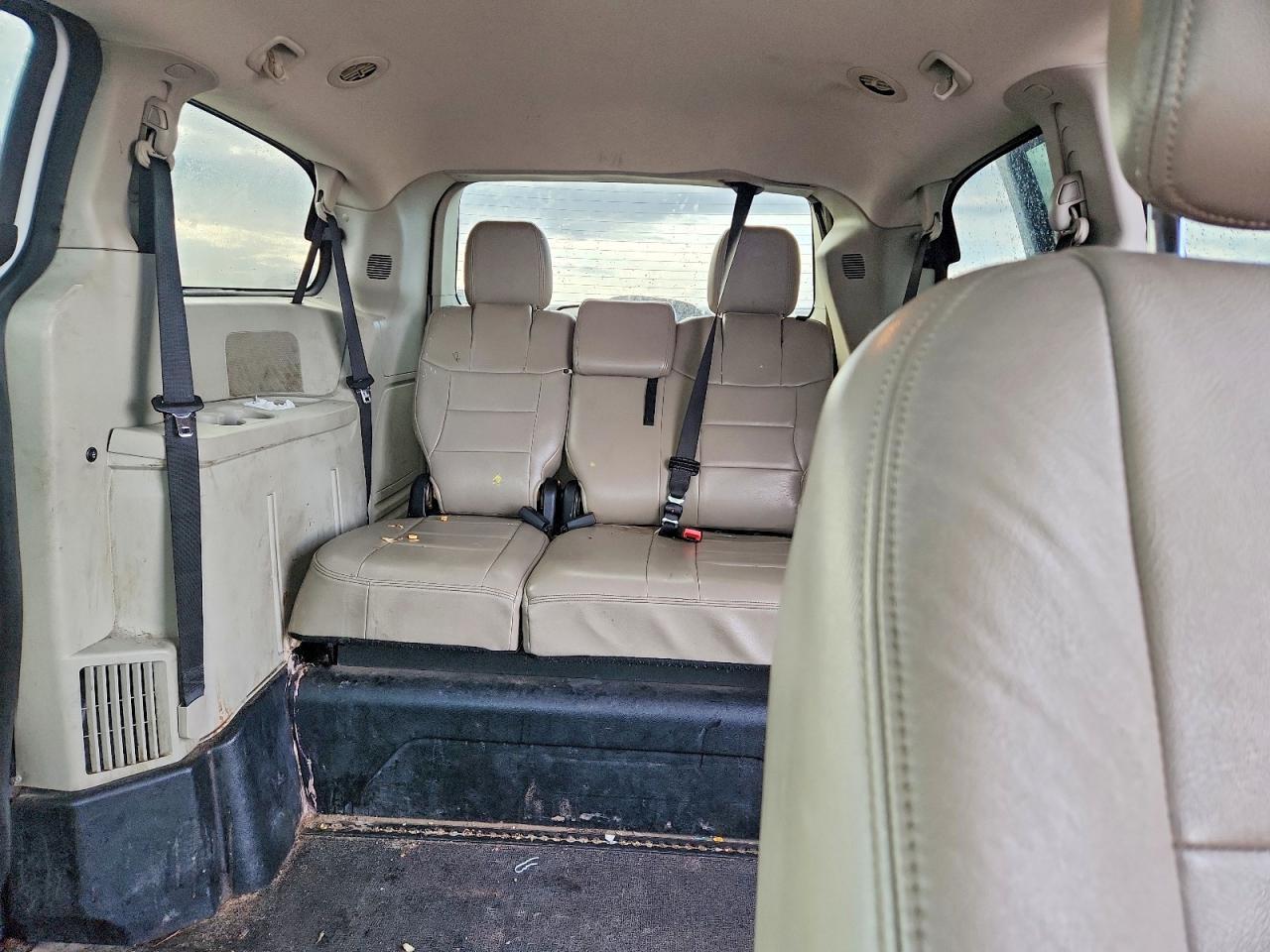 2014 Dodge Grand Caravan Sxt - zdjęcie 10