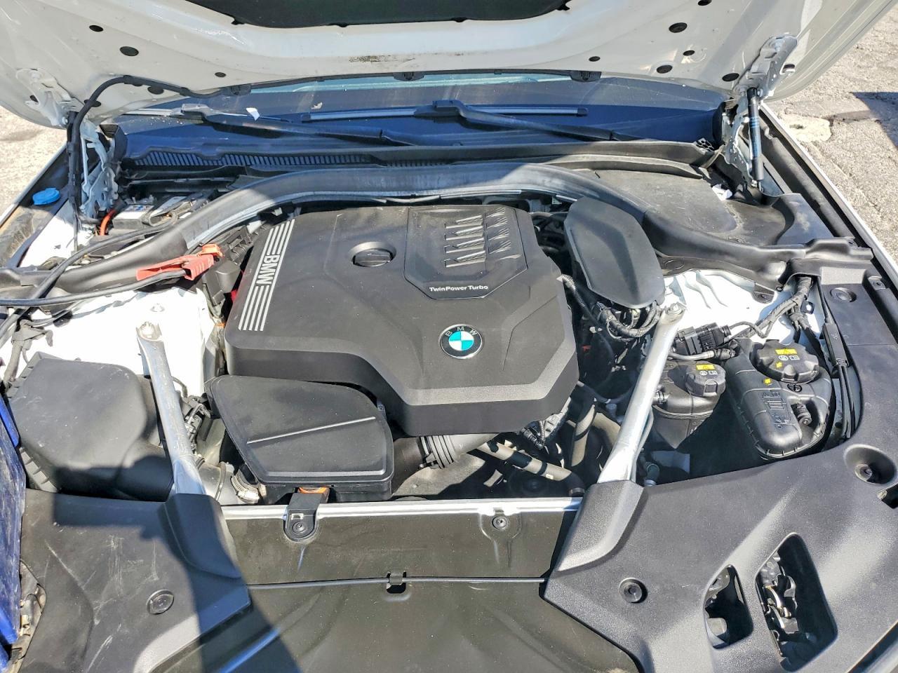 2020 BMW 530 I - zdjęcie 10