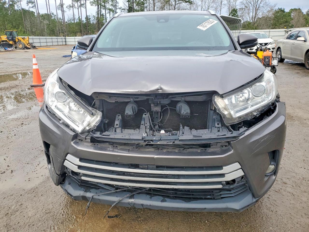 2017 Toyota Highlander Xle - zdjęcie 5