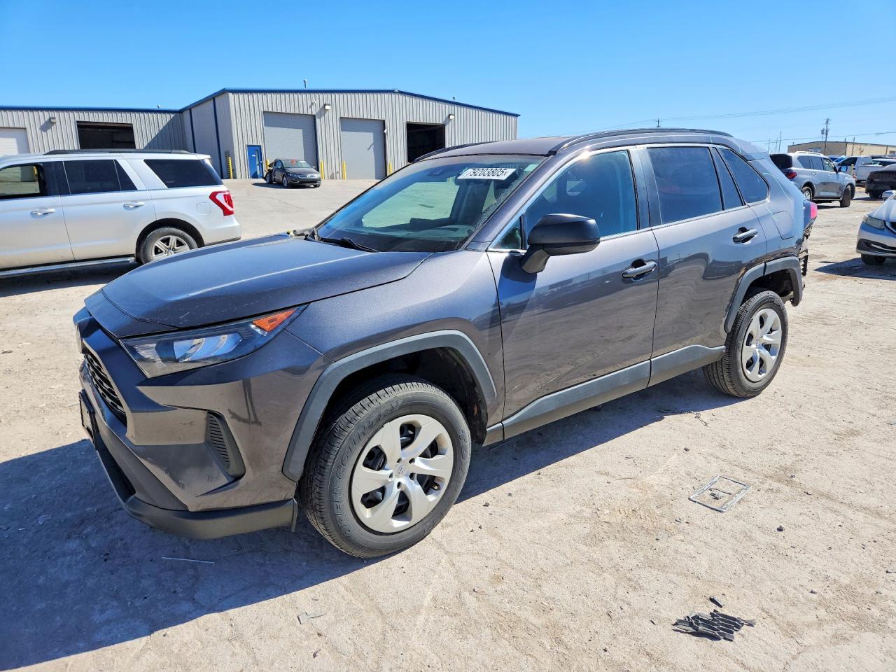 2019 Toyota Rav4 Le - zdjęcie główne