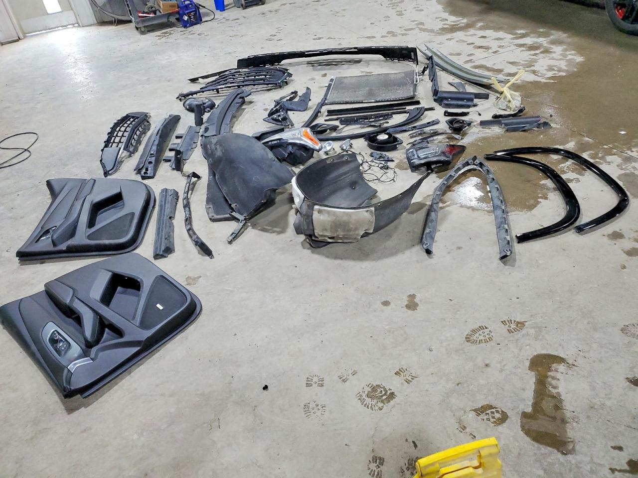 2020 Chevrolet Traverse Premier - zdjęcie 13