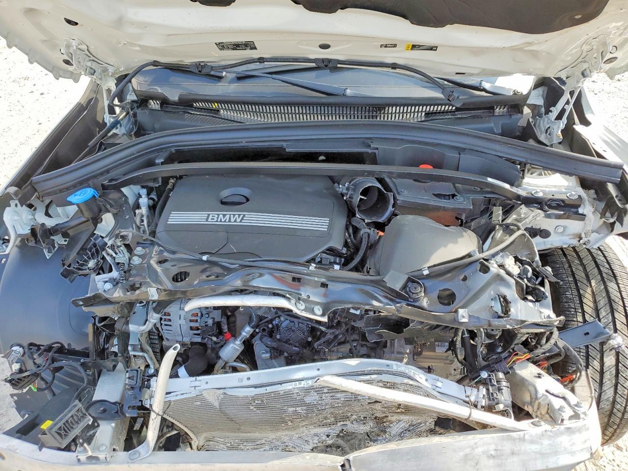 2025 BMW X1 xDrive28I - zdjęcie 12