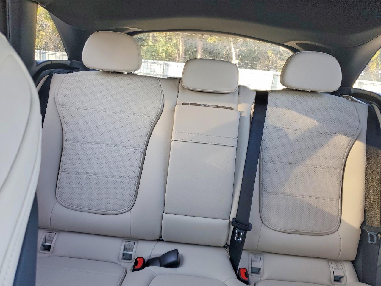 2023 Mercedes-Benz Glc 300 4Matic - zdjęcie 10