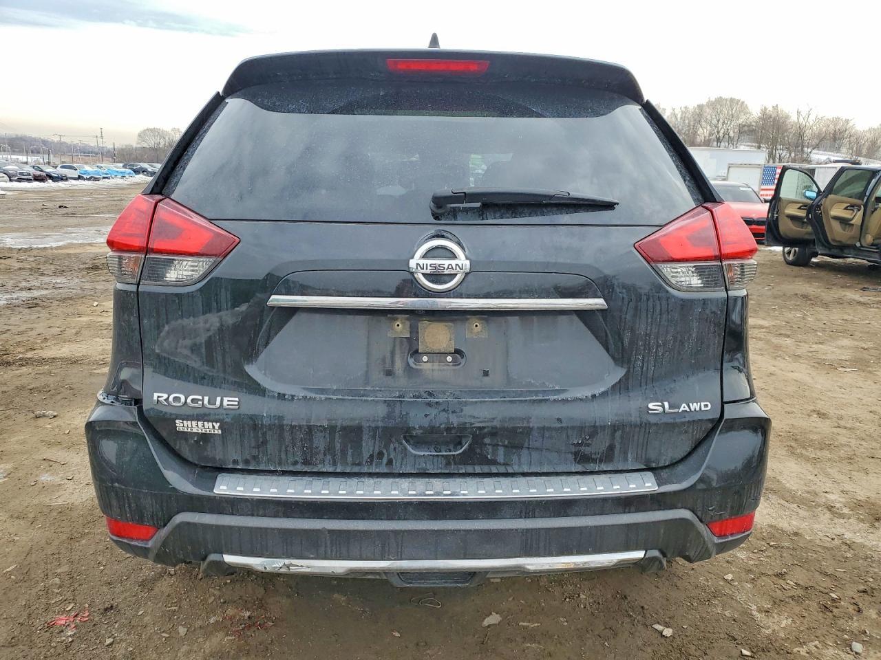 2017 Nissan Rogue S - zdjęcie 6