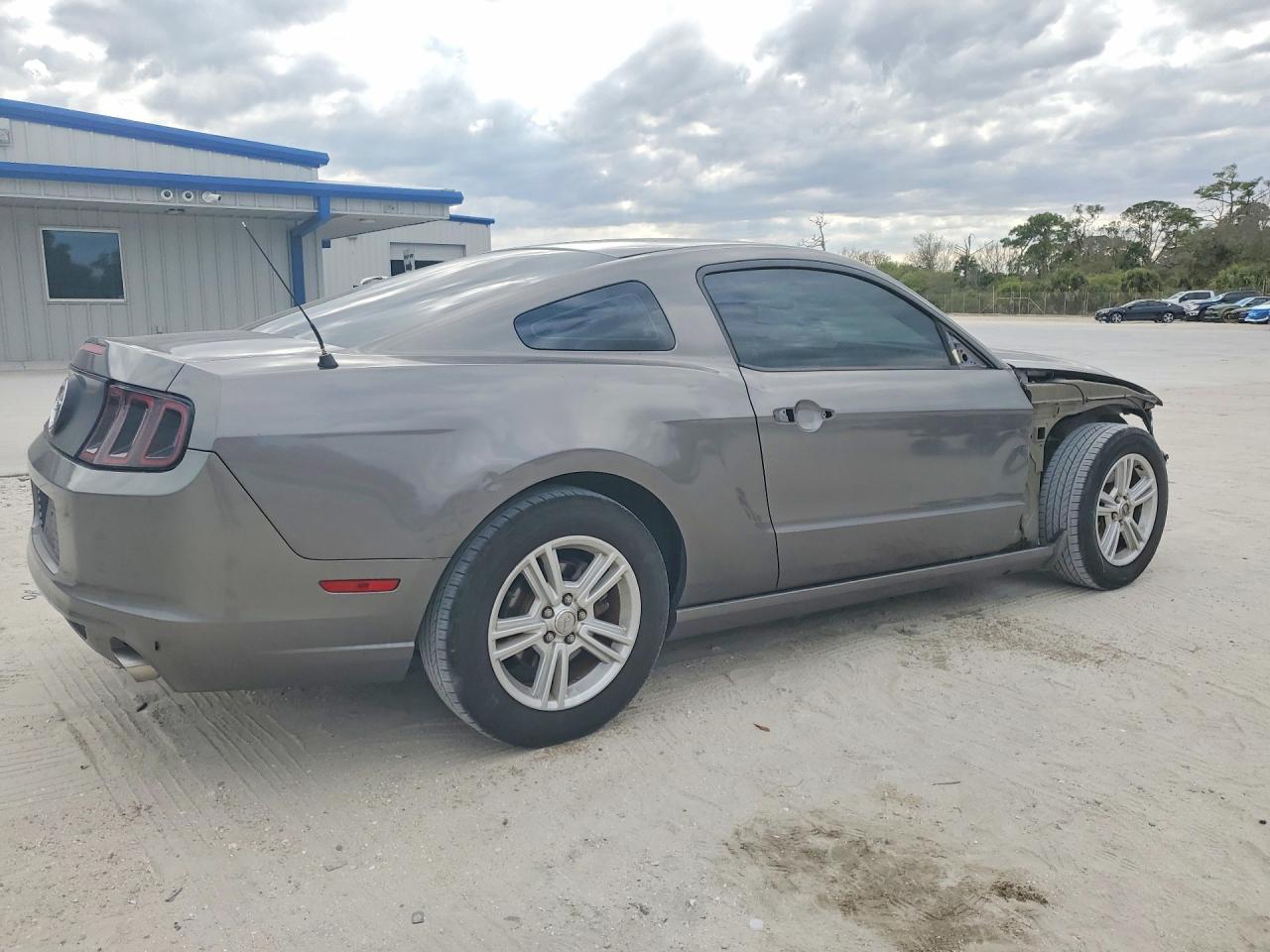 2014 Ford Mustang - zdjęcie 3