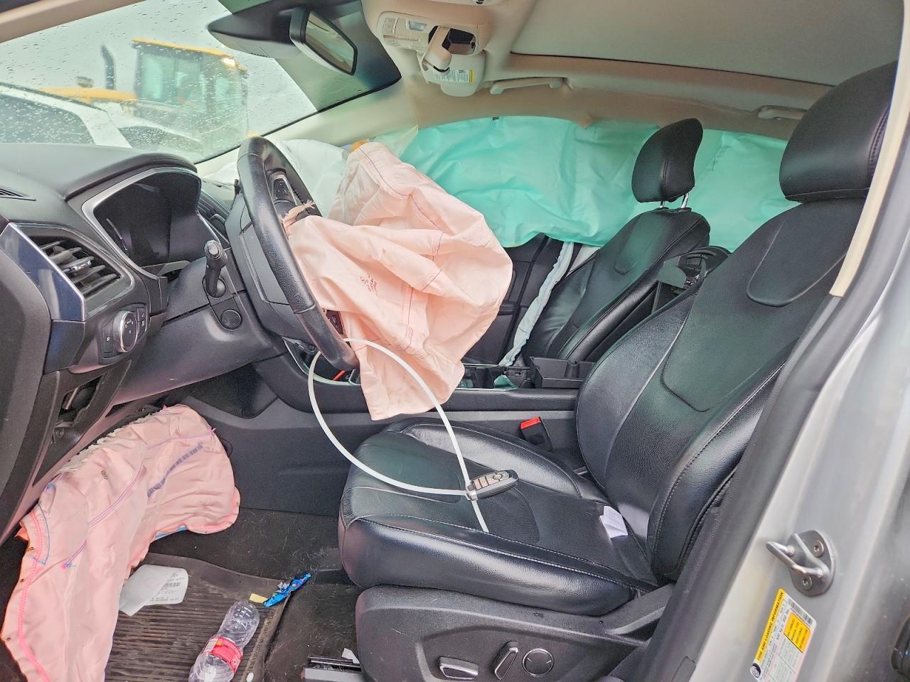 2019 Ford Edge Titanium - zdjęcie 7