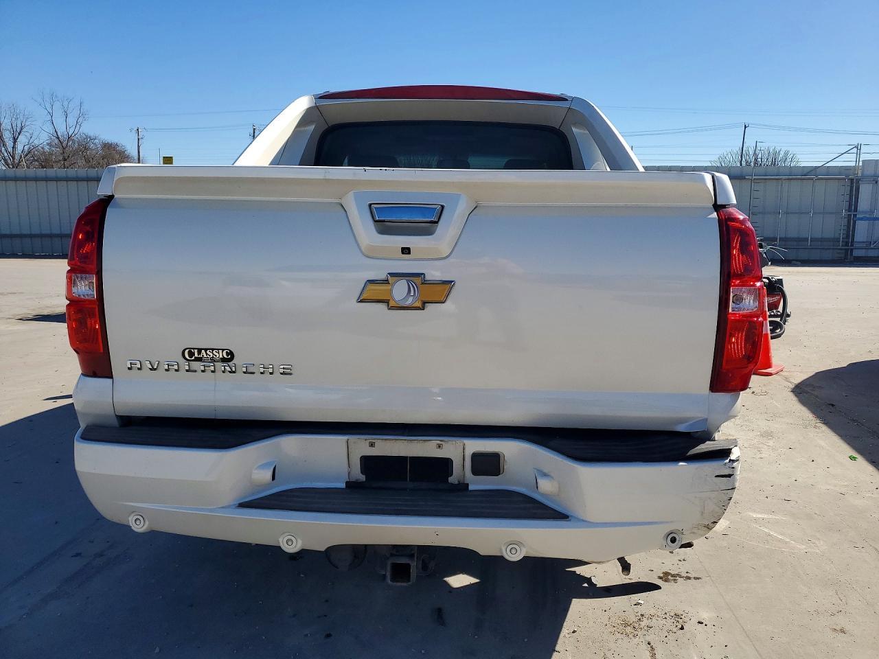 2013 Chevrolet Avalanche Ltz - zdjęcie 6