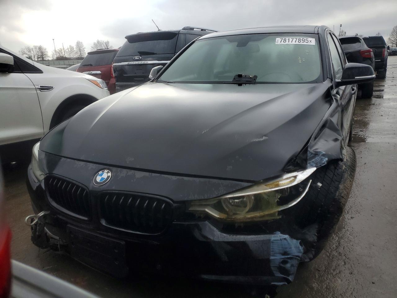 2017 BMW 330 Xi - zdjęcie 5