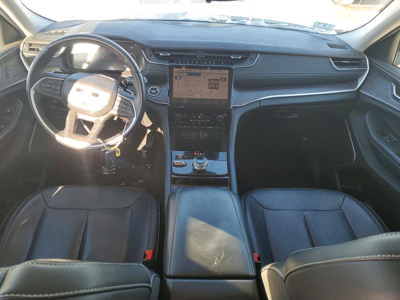 2022 Jeep Grand Cherokee L Limited - zdjęcie 8