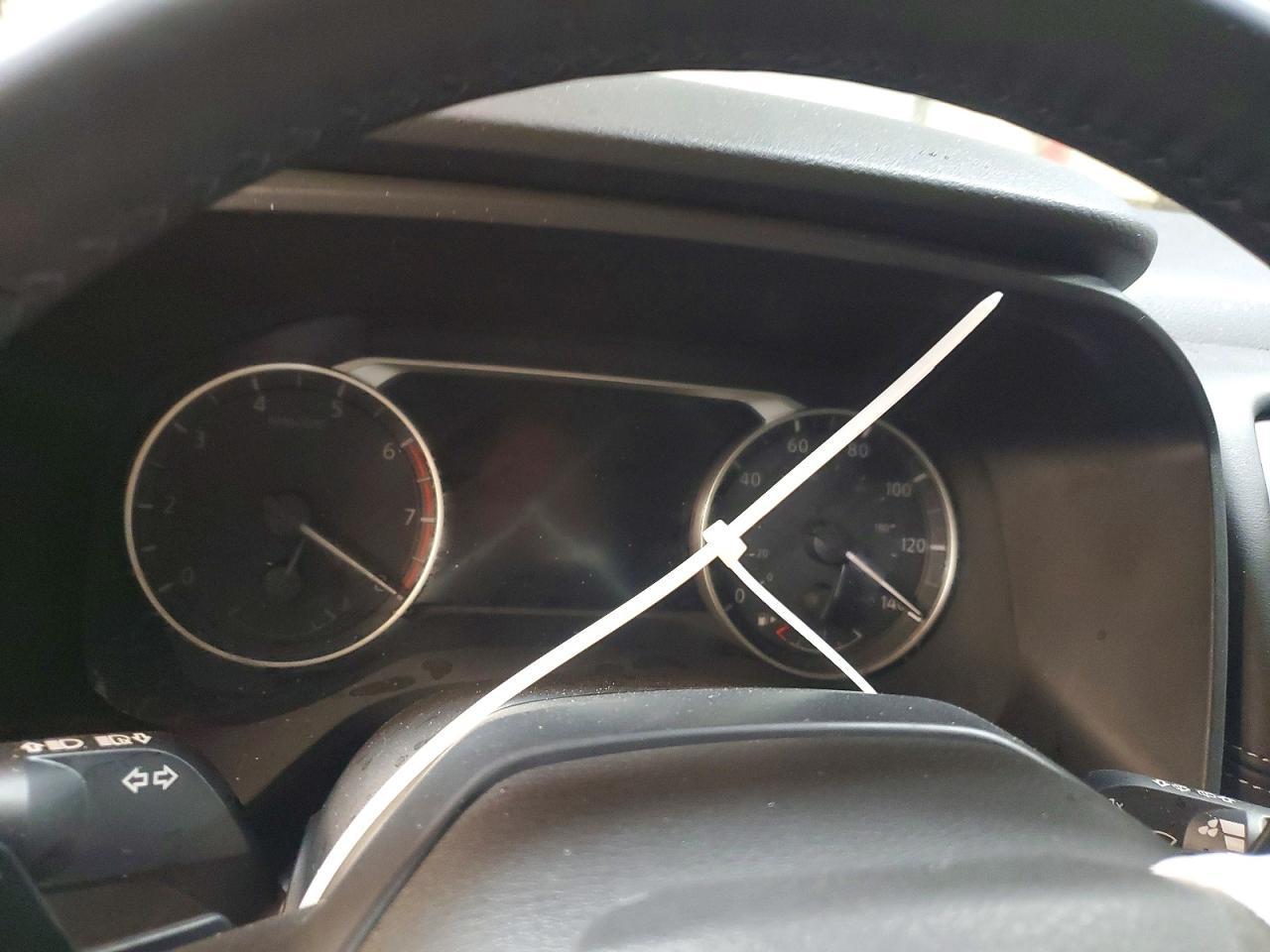 2025 Nissan Rogue Sv - zdjęcie 9