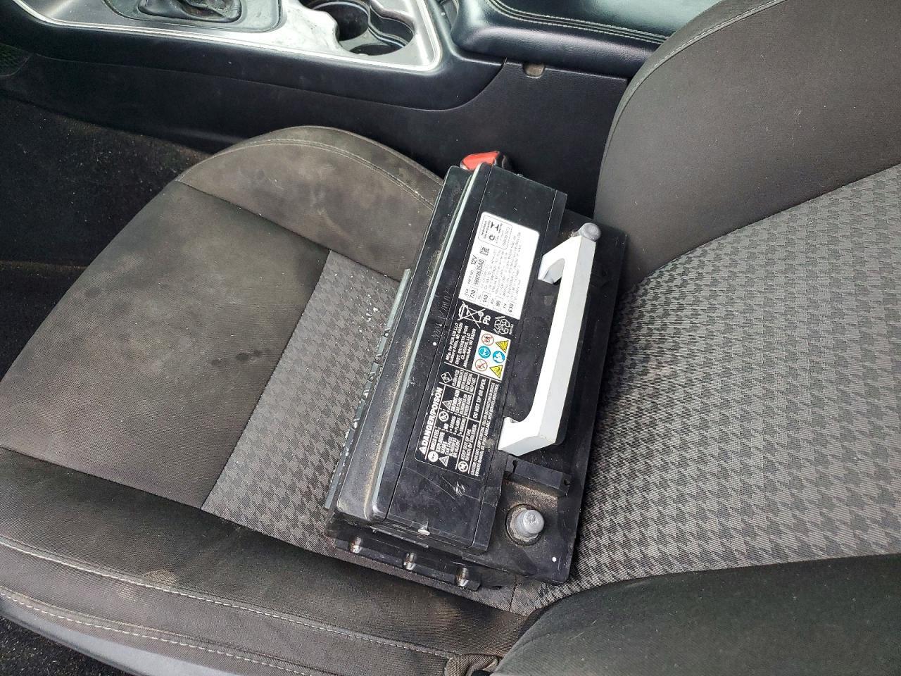 2021 Dodge Challenger Gt - zdjęcie 12