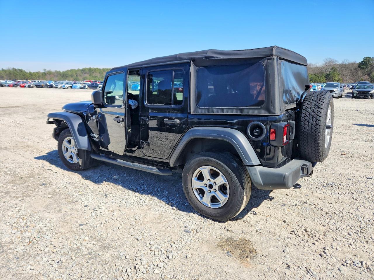 2021 Jeep Wrangler Unlimited Sport - zdjęcie 2