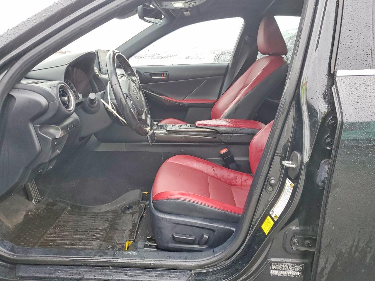 2021 Lexus Is 300 - zdjęcie 7