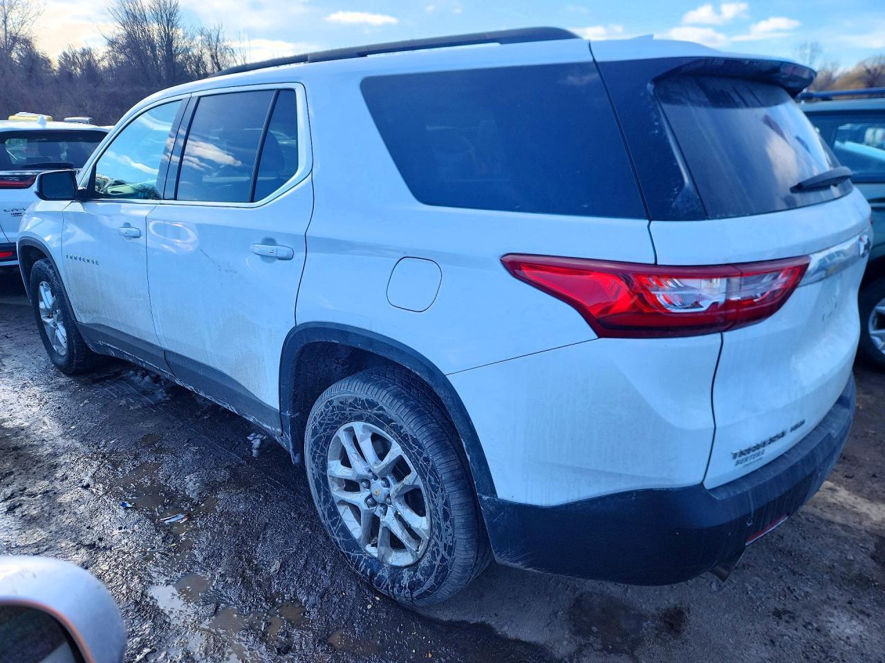 2019 Chevrolet Traverse Lt - zdjęcie 2