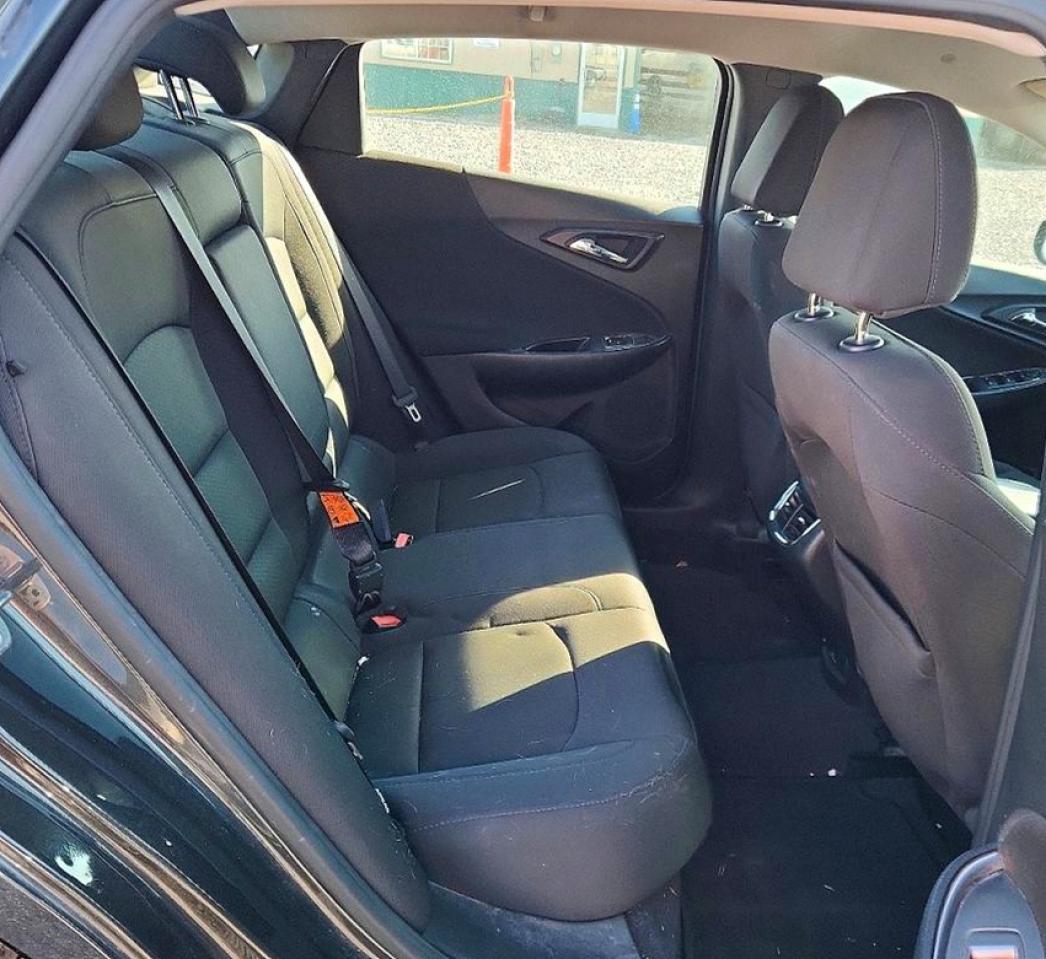 2017 Chevrolet Malibu Lt - zdjęcie 10