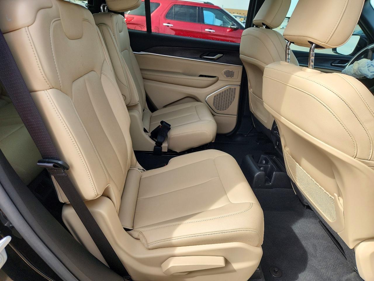 2023 Jeep Grand Cherokee L Limited - zdjęcie 11