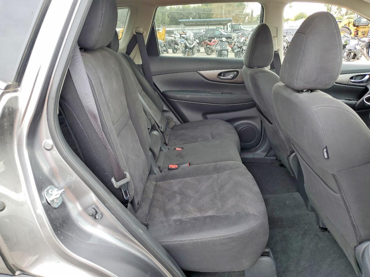 2015 Nissan Rogue S - zdjęcie 11