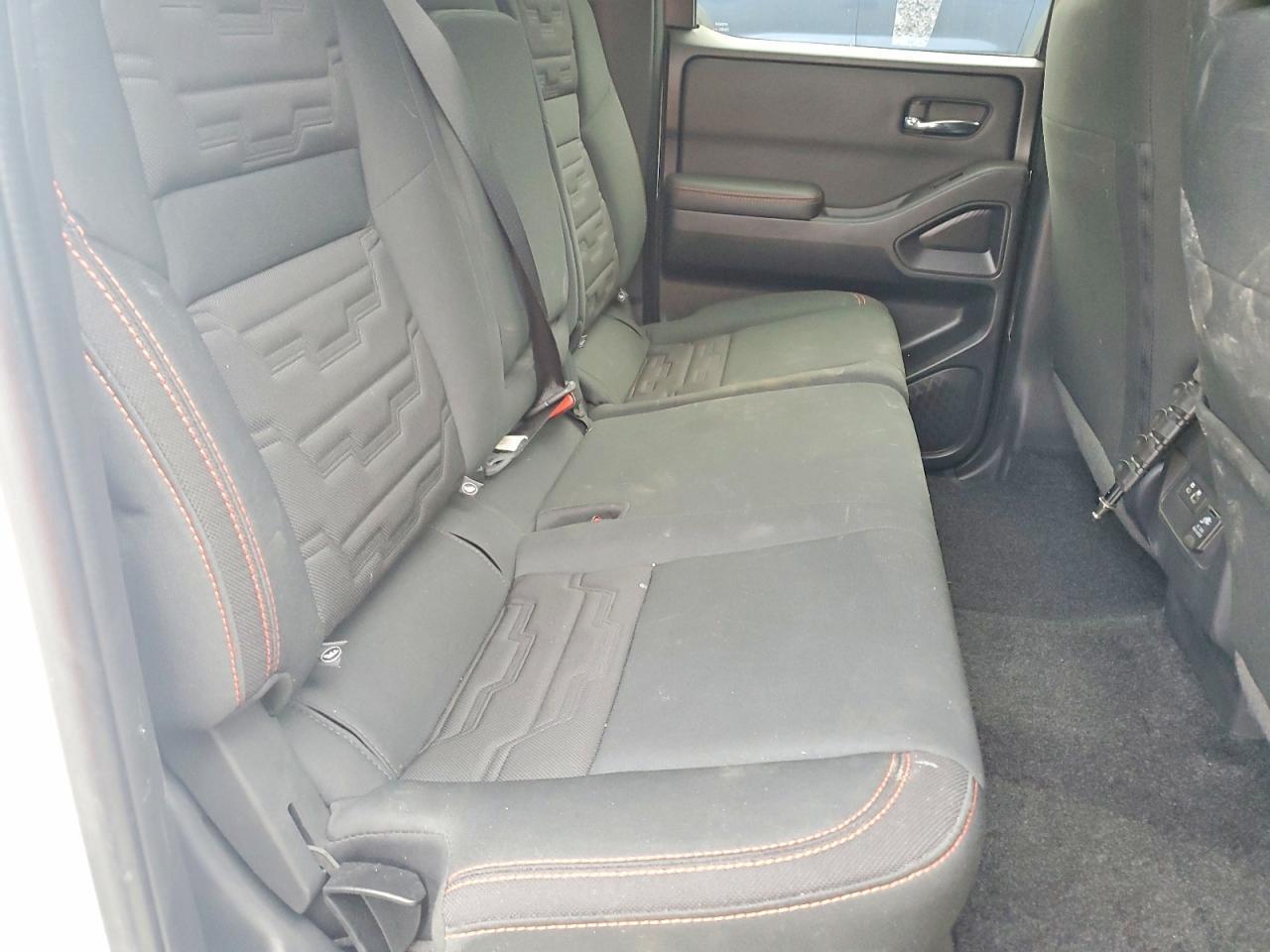 2023 Nissan Frontier S - zdjęcie 10