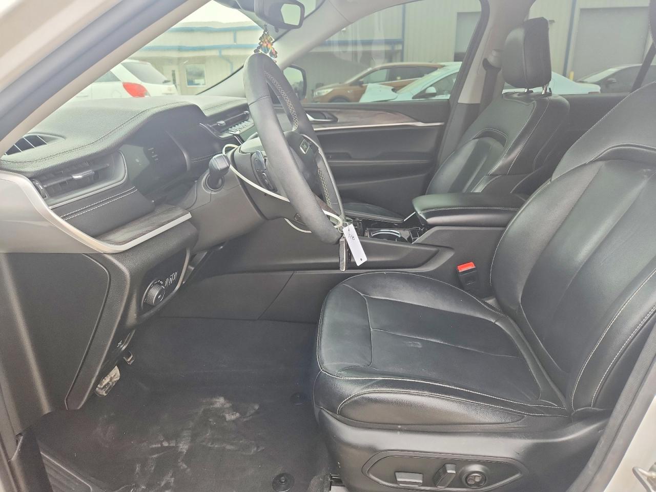 2023 Jeep Grand Cherokee Limited - zdjęcie 7