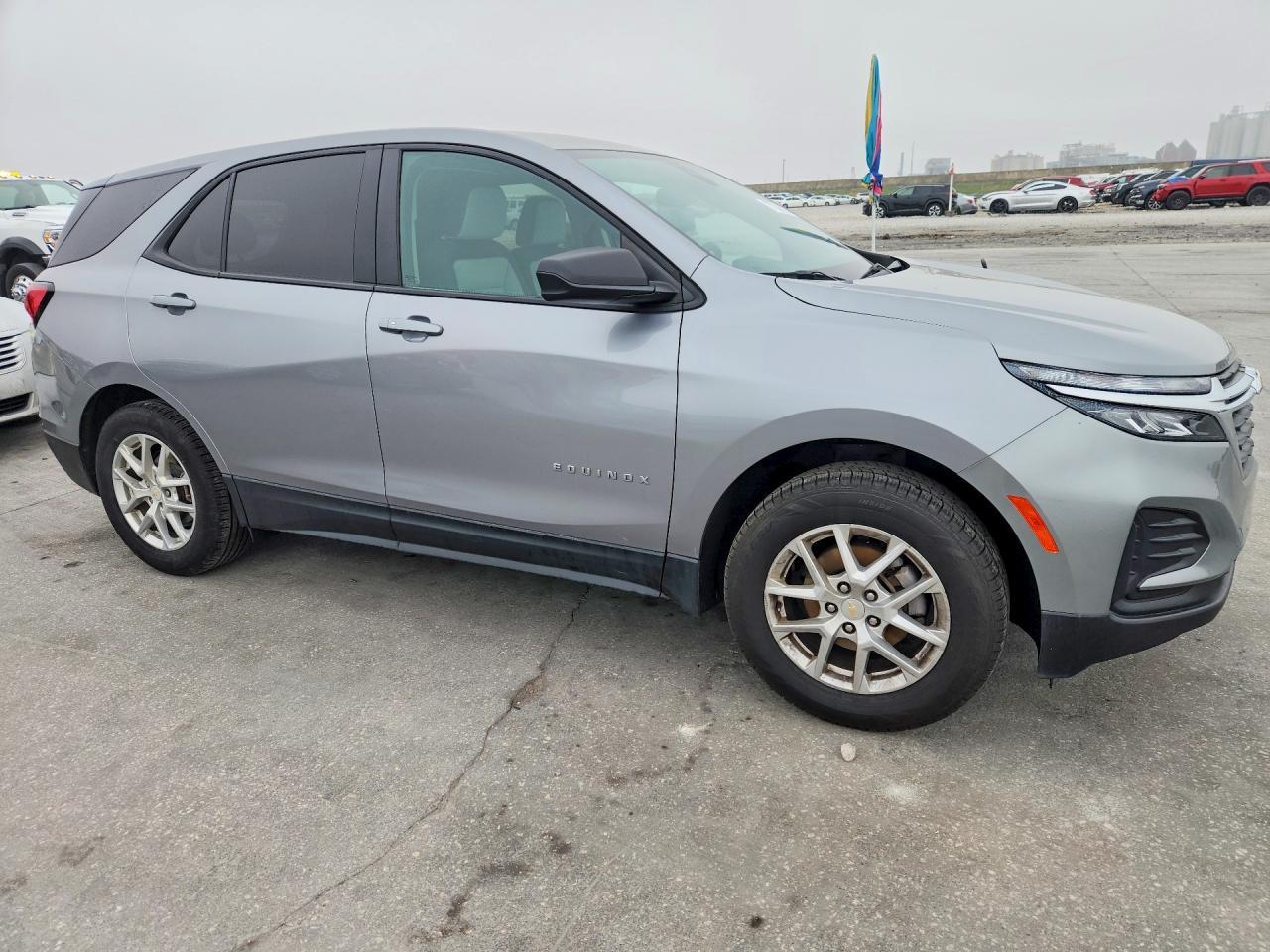 2024 Chevrolet Equinox Ls - zdjęcie 4