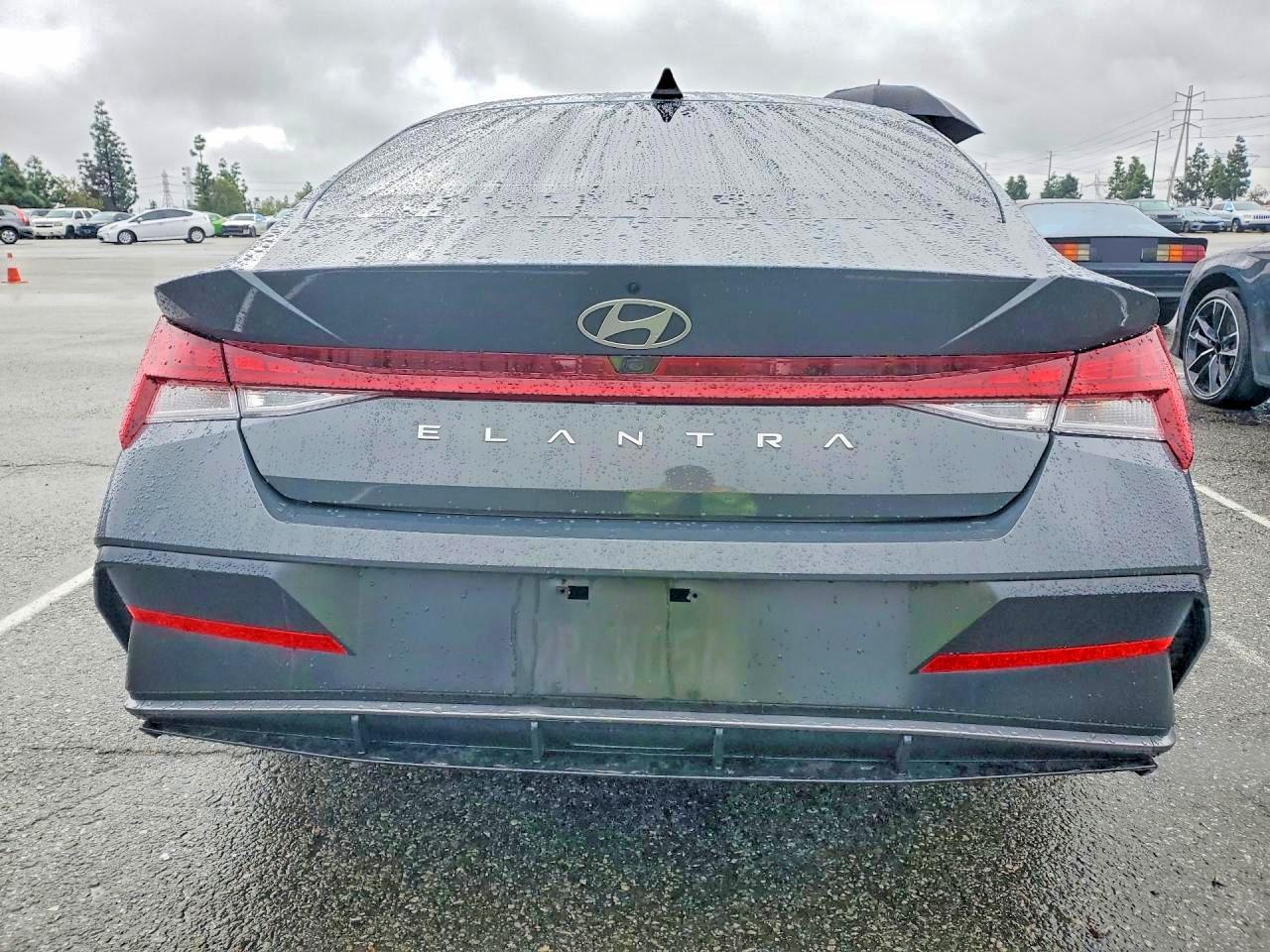 2024 Hyundai Elantra Sel - zdjęcie 6