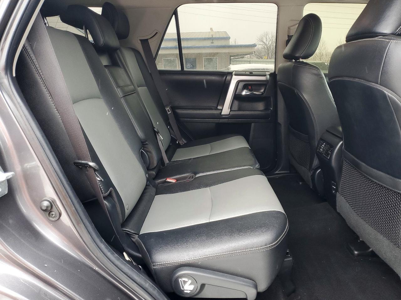 2019 Toyota 4Runner Sr5/Sr5 Premium - zdjęcie 11