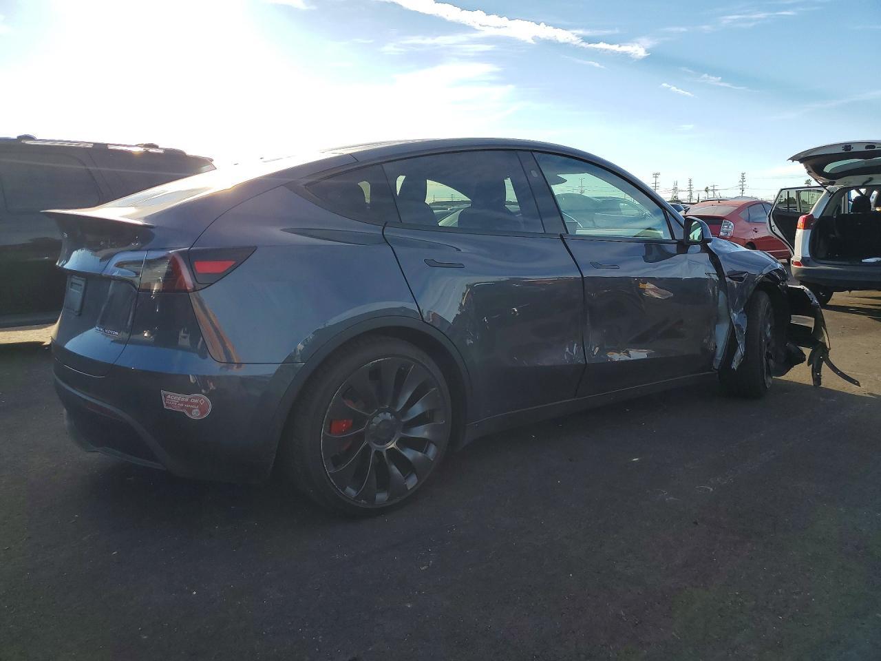 2023 Tesla Model Y - zdjęcie 3