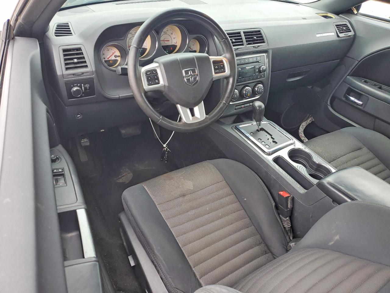 2013 Dodge Challenger Sxt - zdjęcie 8