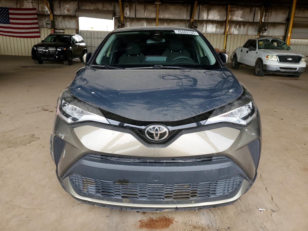 2021 Toyota C-Hr Xle - zdjęcie 5