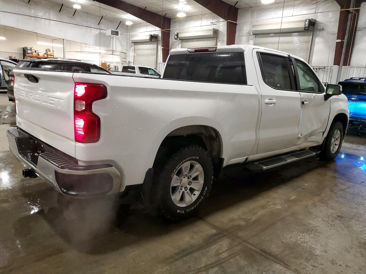 2021 Chevrolet Silverado K1500 Lt - zdjęcie 3