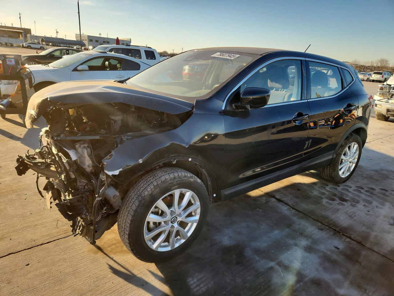 2021 Nissan Rogue Sport S - zdjęcie główne
