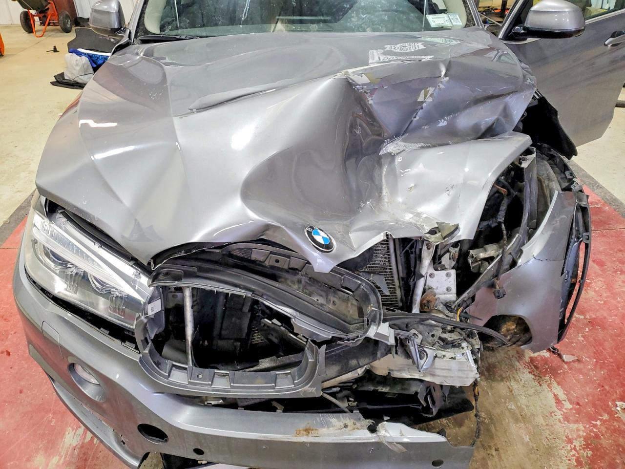 2014 BMW X5 xDrive35I - zdjęcie 12