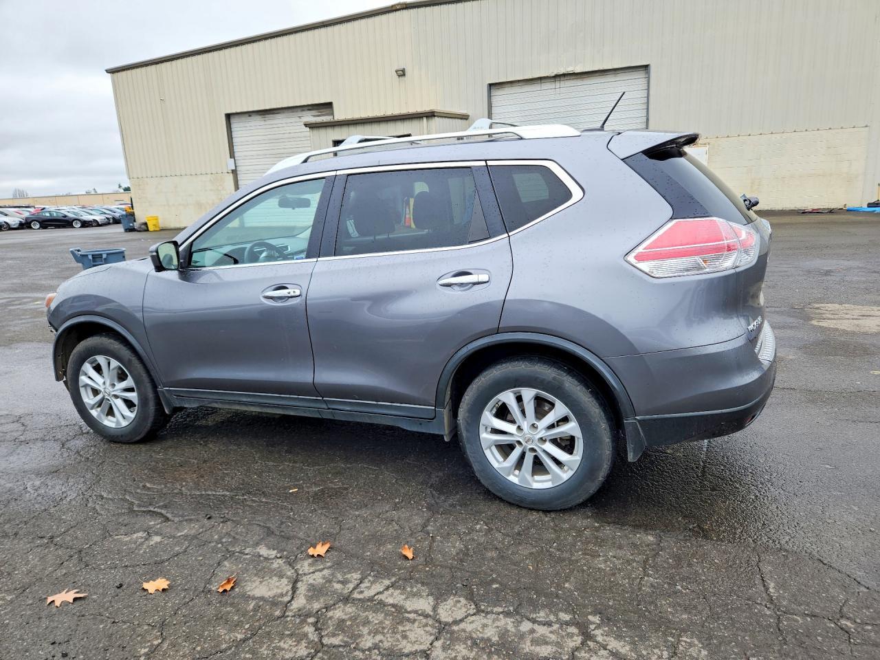 2016 Nissan Rogue Sv - zdjęcie 2