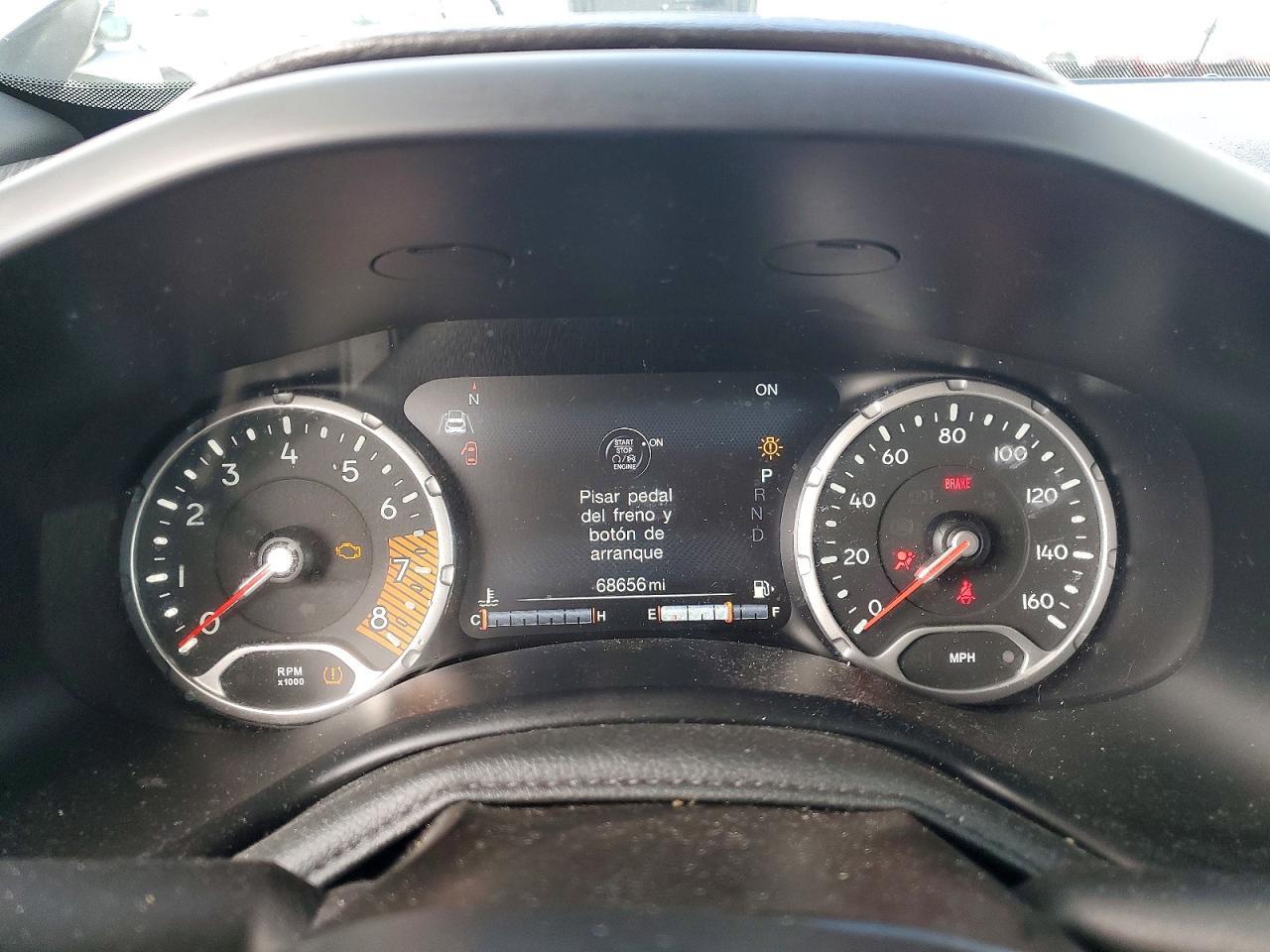 2022 Jeep Renegade Latitude - zdjęcie 9