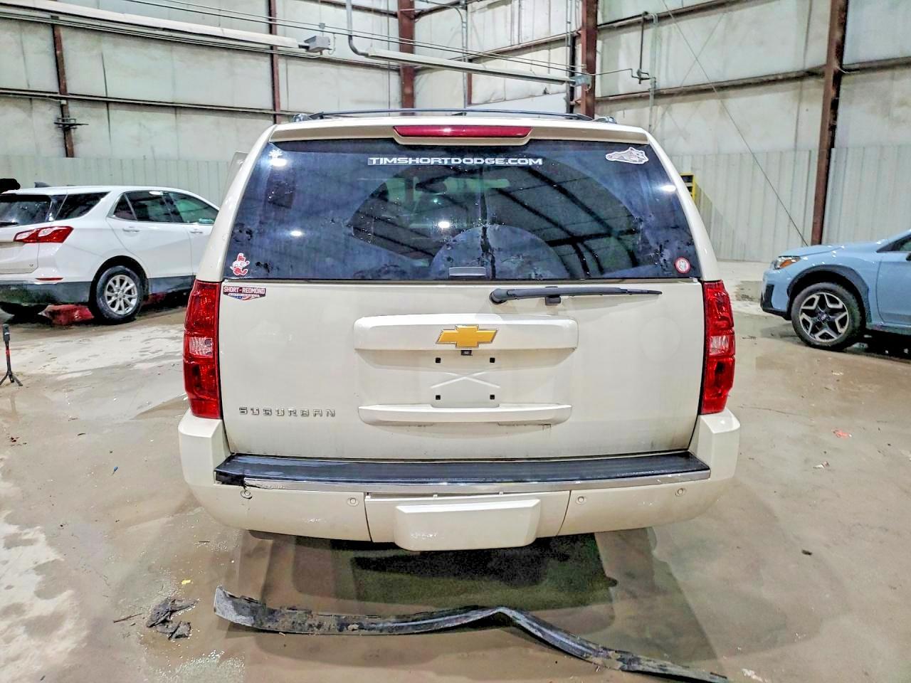 2014 Chevrolet Suburban K1500 Ltz - zdjęcie 6