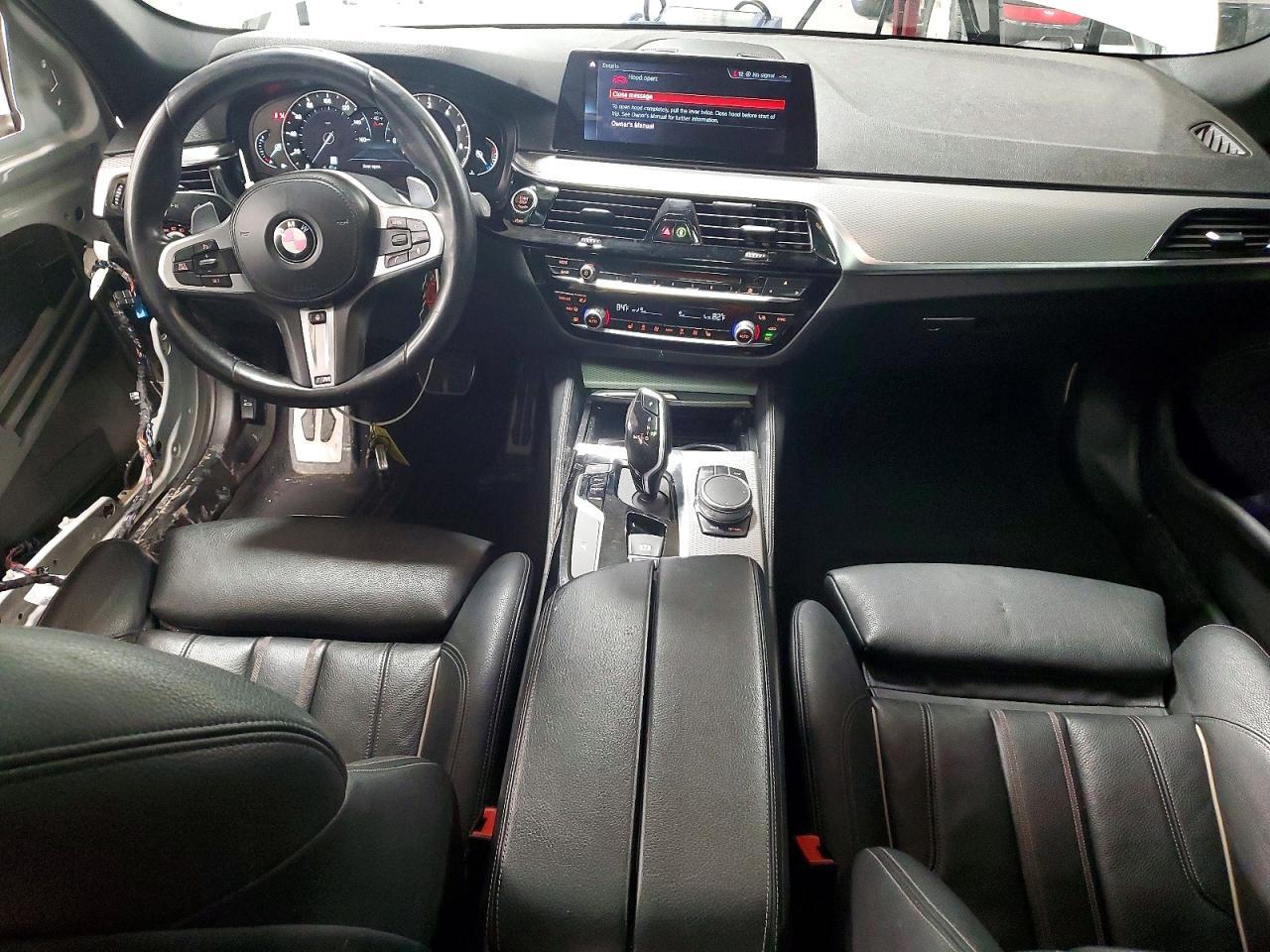 2019 BMW 530 I - zdjęcie 8