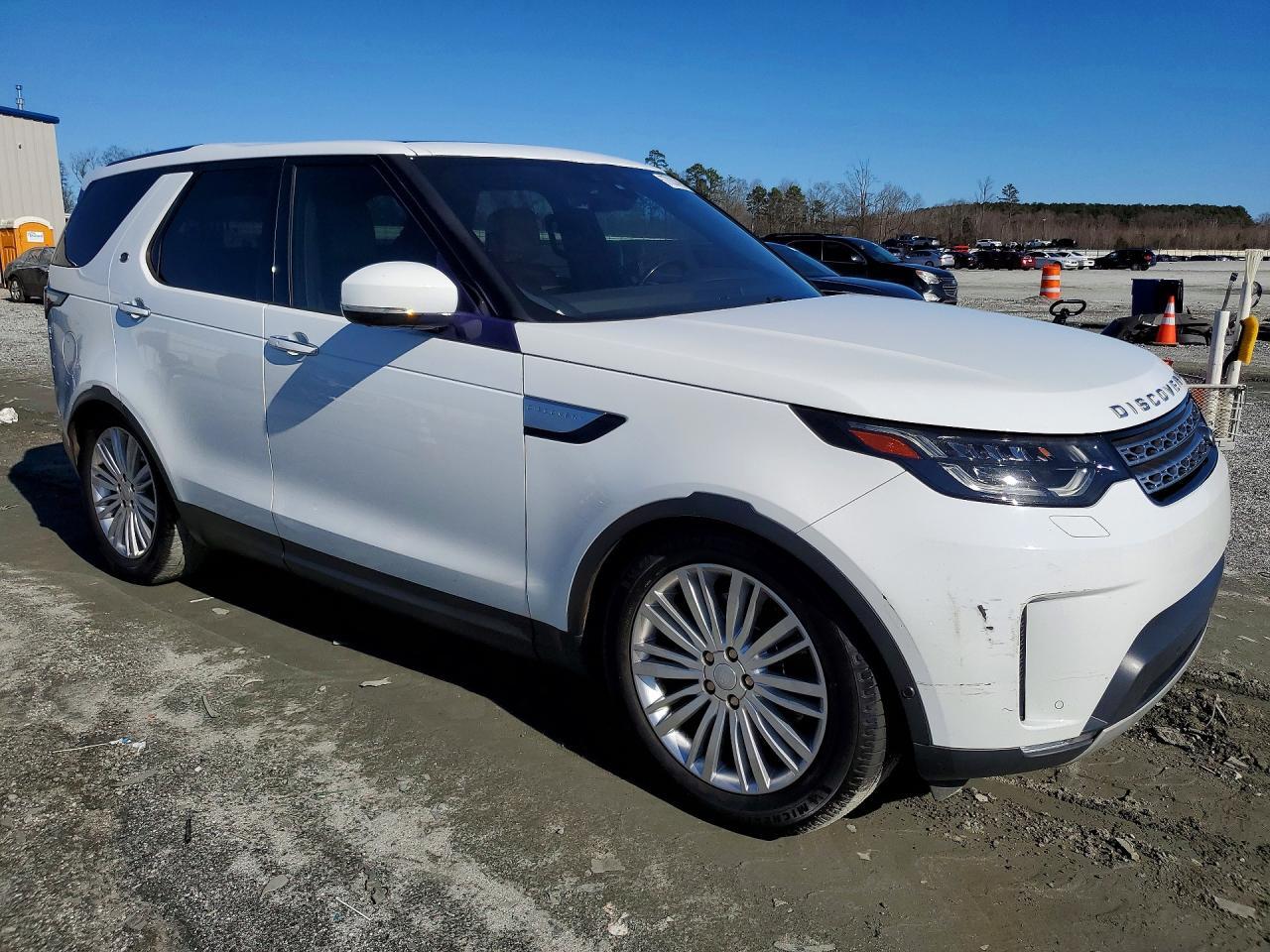 2017 Land Rover Discovery Hse Luxury - zdjęcie 4