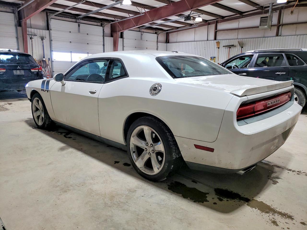 2014 Dodge Challenger R/T - zdjęcie 2