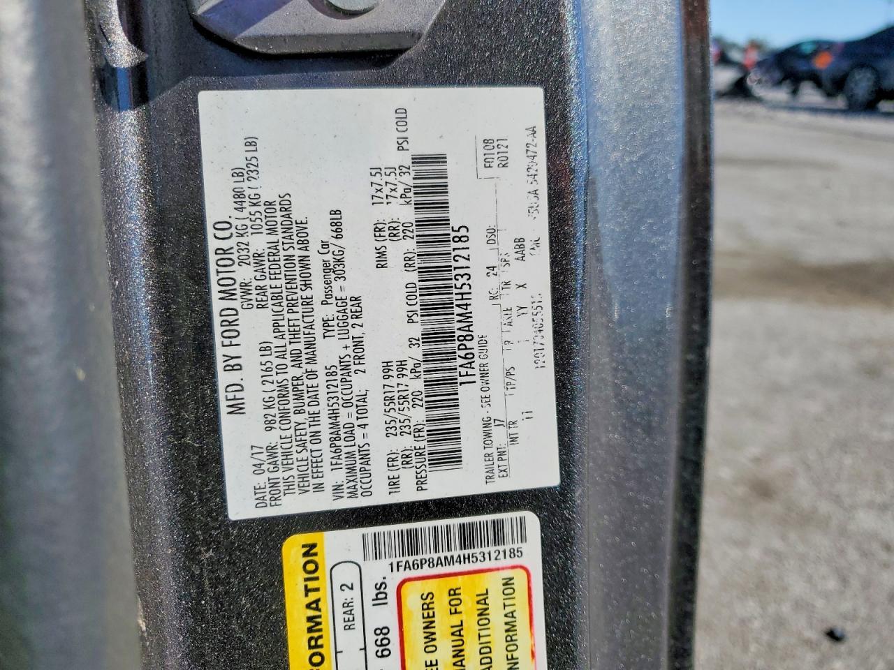 2017 Ford Mustang - zdjęcie 12