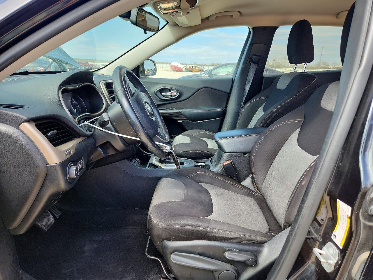 2014 Jeep Cherokee Latitude - zdjęcie 7