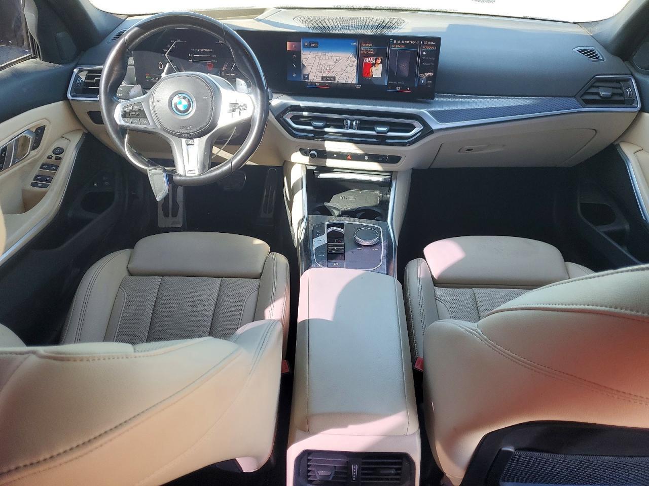 2023 BMW 330E - zdjęcie 8