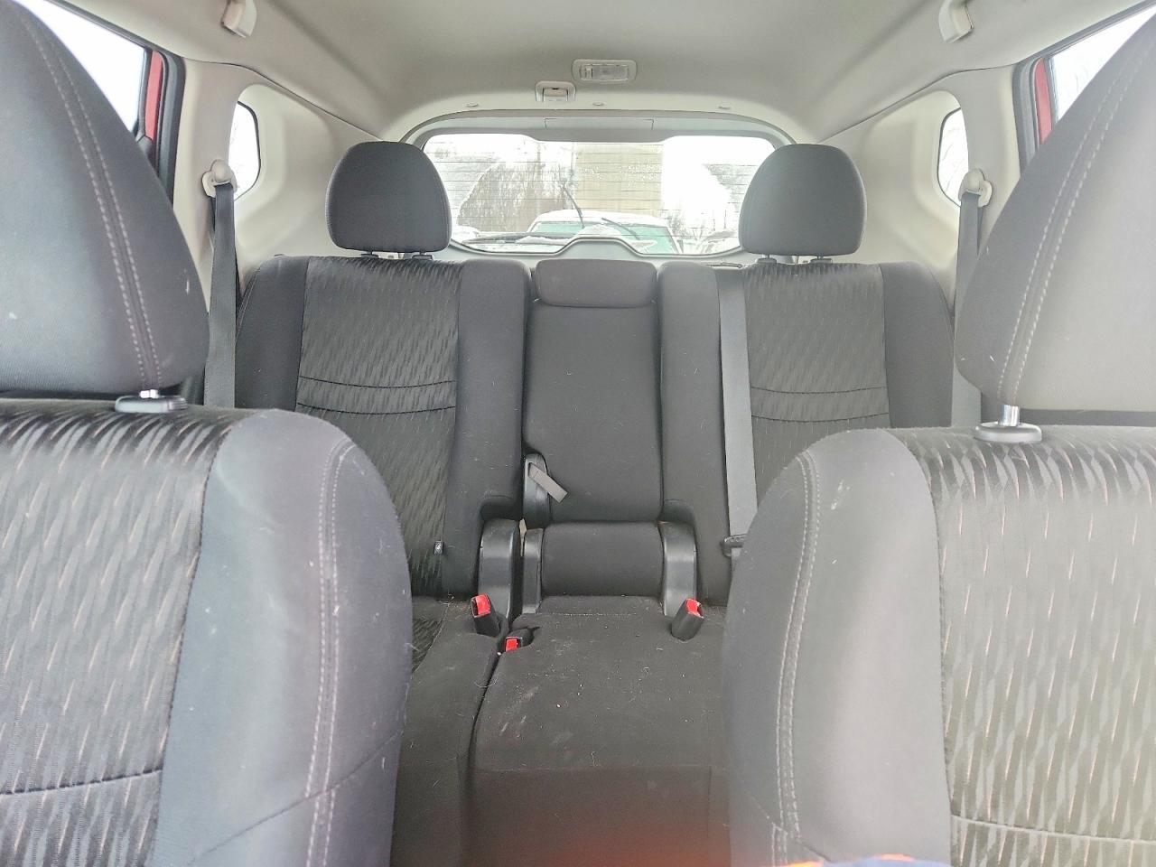 2020 Nissan Rogue S - zdjęcie 10